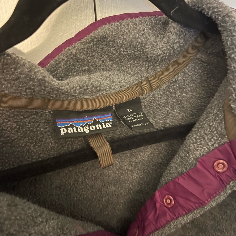 Patagonia Gray Fleece Pullover with Purple Trim - Picture 5 of 6